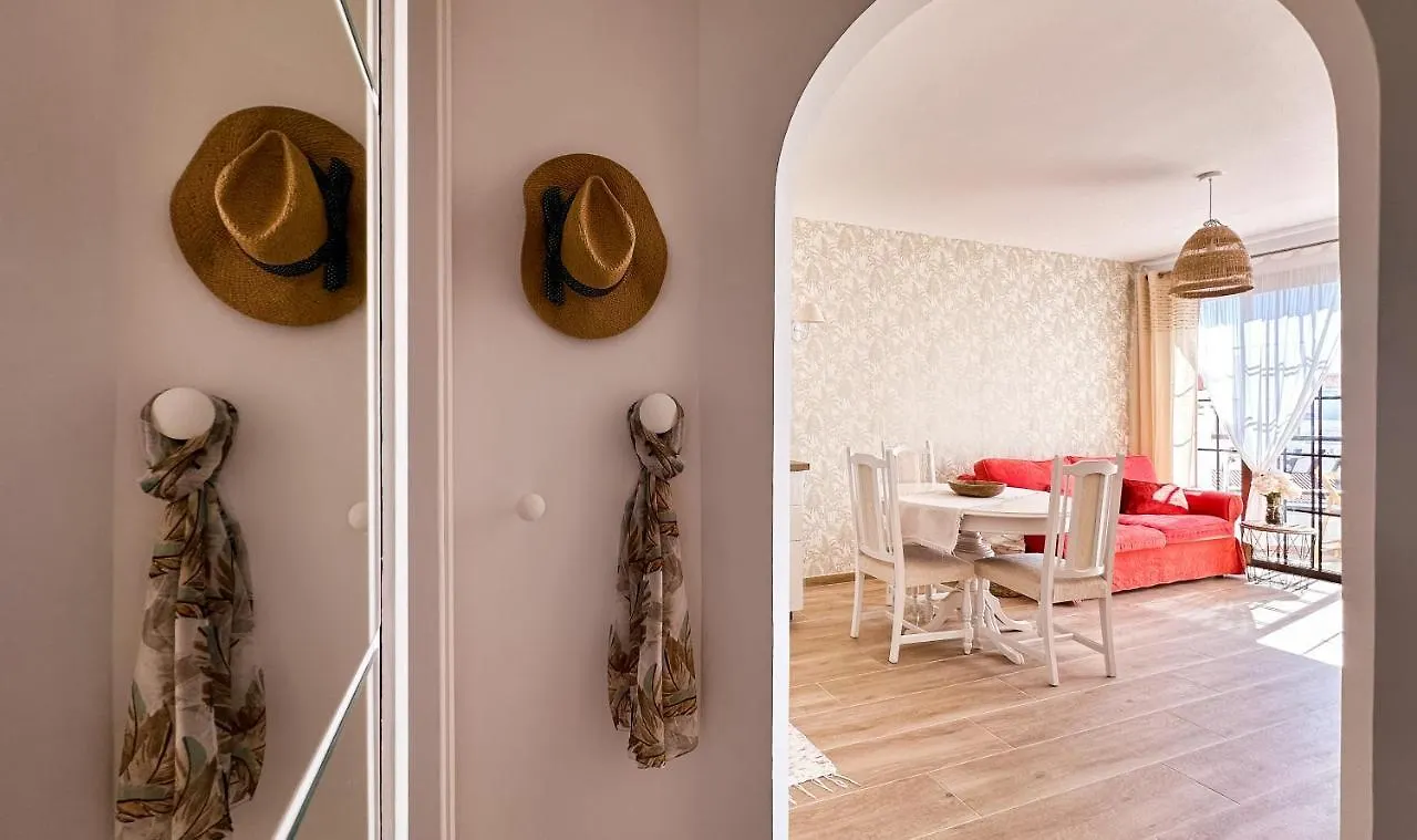 Apartmán Diamond Roof Los Cristianos  0*, Los Cristianos (Tenerife) Španělsko